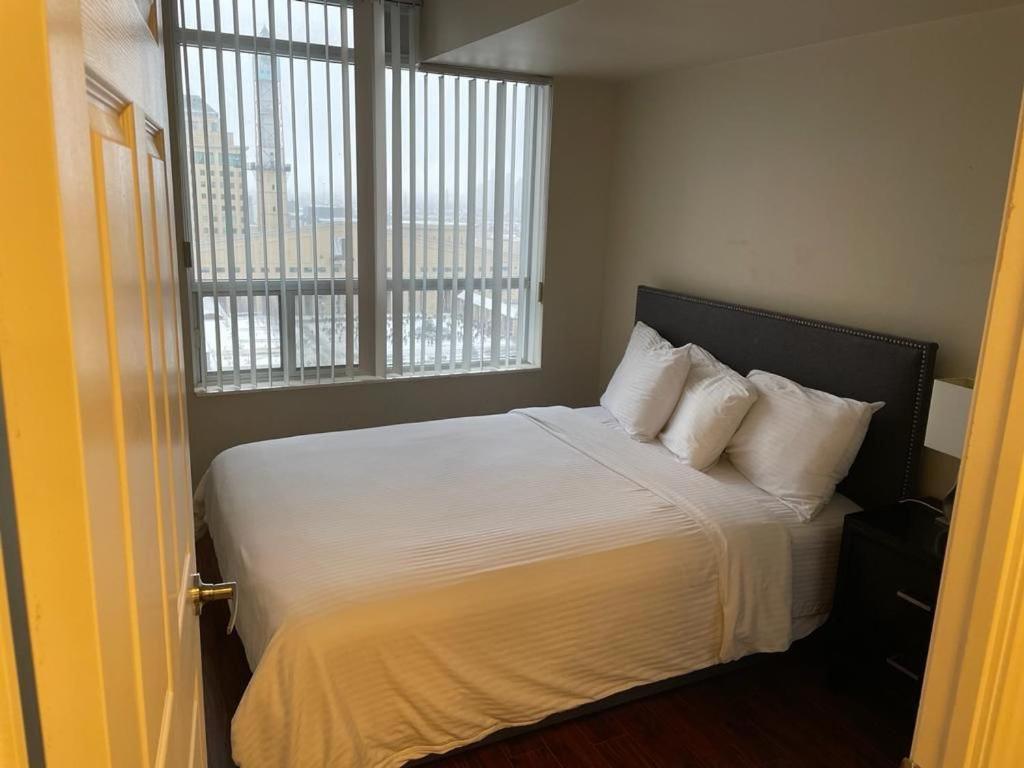 Platinum Suites Furnished Executive Suites Mississauga Dış mekan fotoğraf