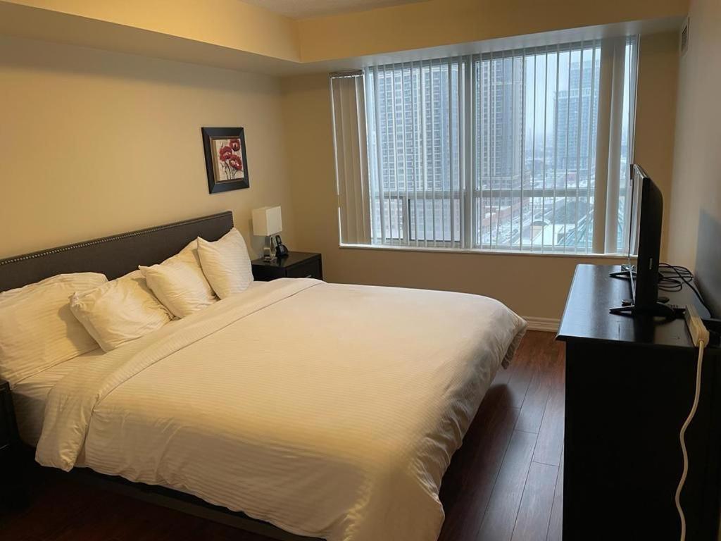 Platinum Suites Furnished Executive Suites Mississauga Dış mekan fotoğraf
