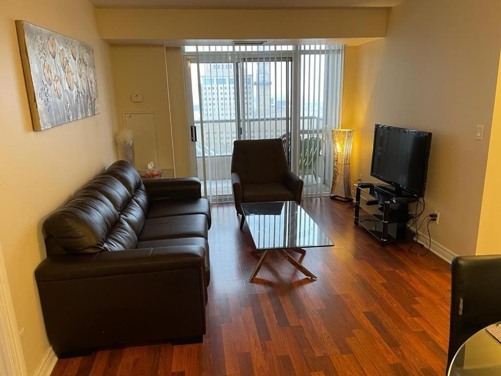 Platinum Suites Furnished Executive Suites Mississauga Dış mekan fotoğraf